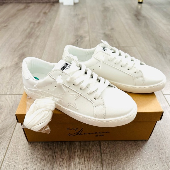 New in Box Vintage Havana Carla All White Sneakers Size
